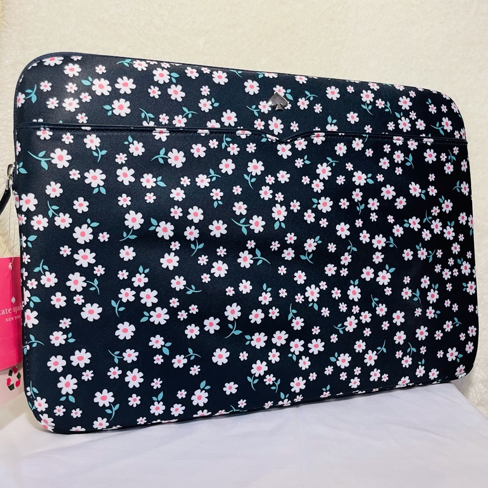 Kate spade 
Jae Fleurette Toss Laptop Blue Multi